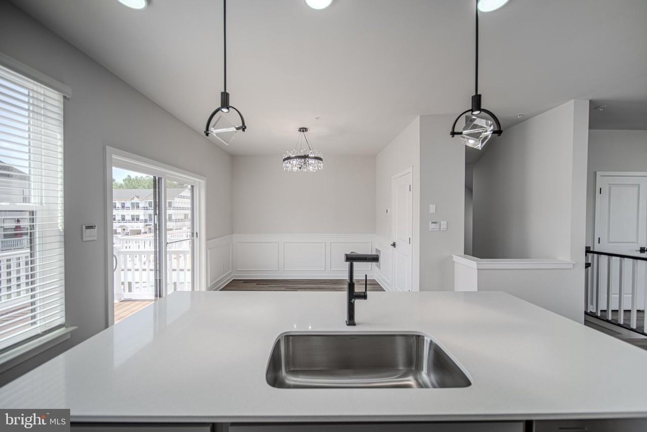 442 WHIRL Lane - Photo 6 of 42