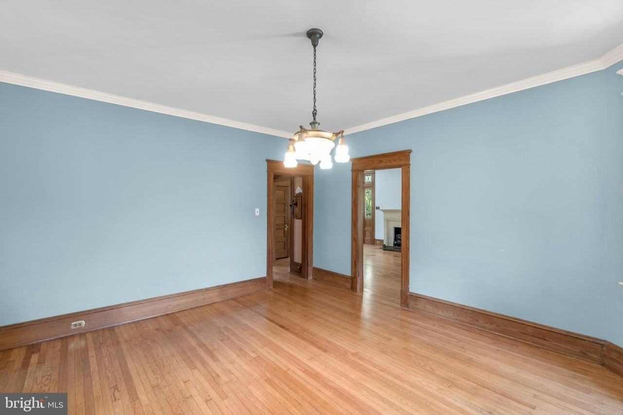 3560 Church Rd - Photo 4 of 35
