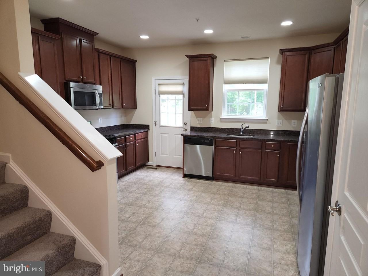 23074 Foxglove Way - Photo 3 of 29