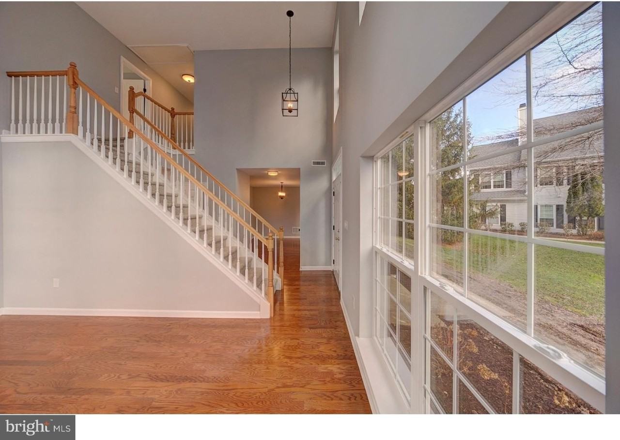 616 Pebble Creek Ct - Photo 5 of 25