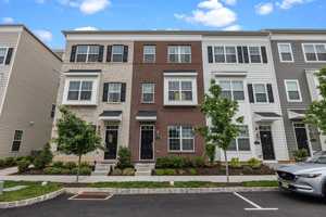 featured image of 108 Annapolis St