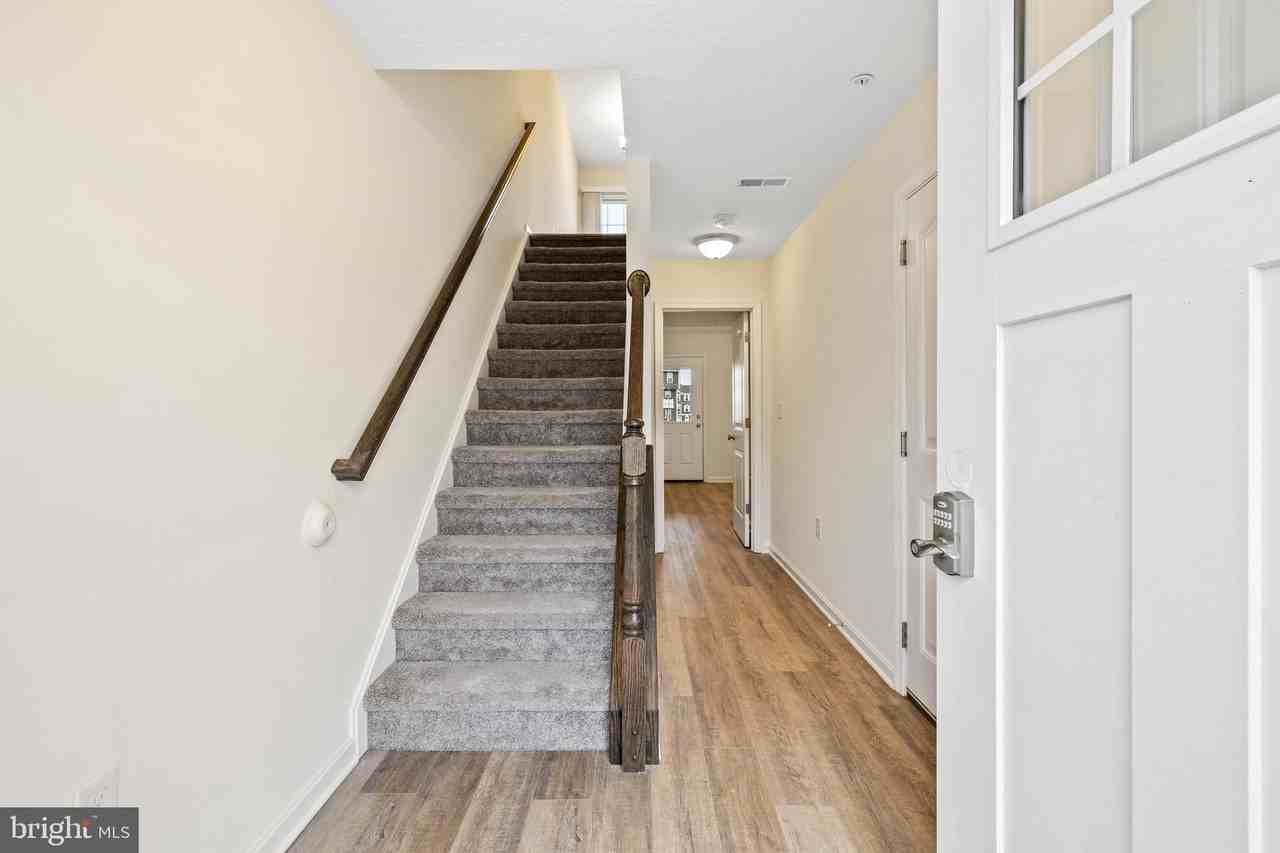 109 Alfalfa Dr - Photo 3 of 26
