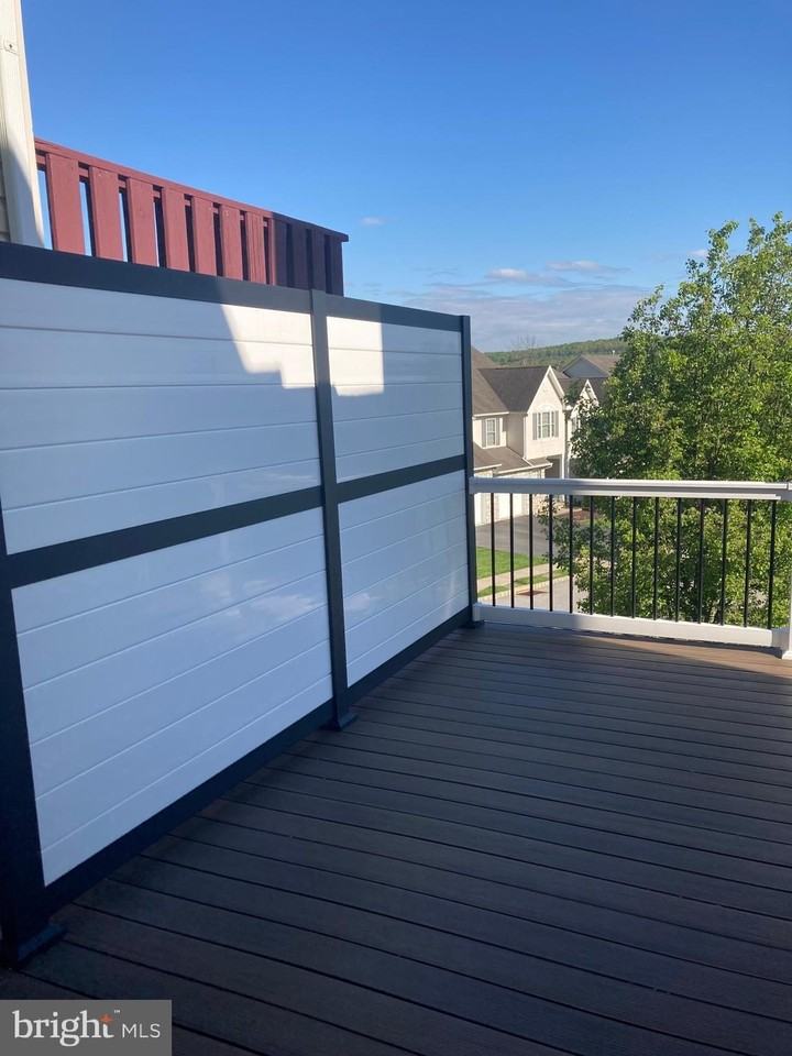 118 Madison Way - Photo 3 of 35