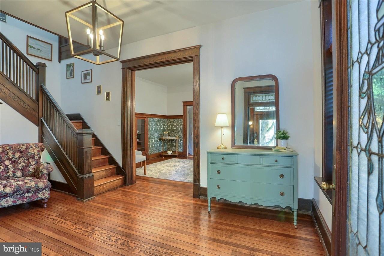 2139 N 2nd St - Photo 6 of 24