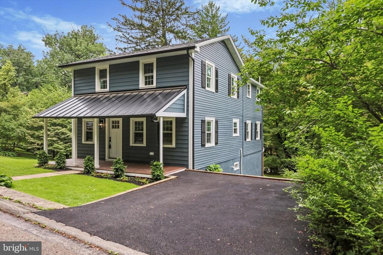 218 Biddulph Rd - Photo 2 of 50