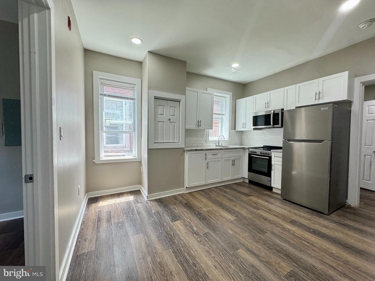 247 S 44th St #2 - Photo 3 of 6