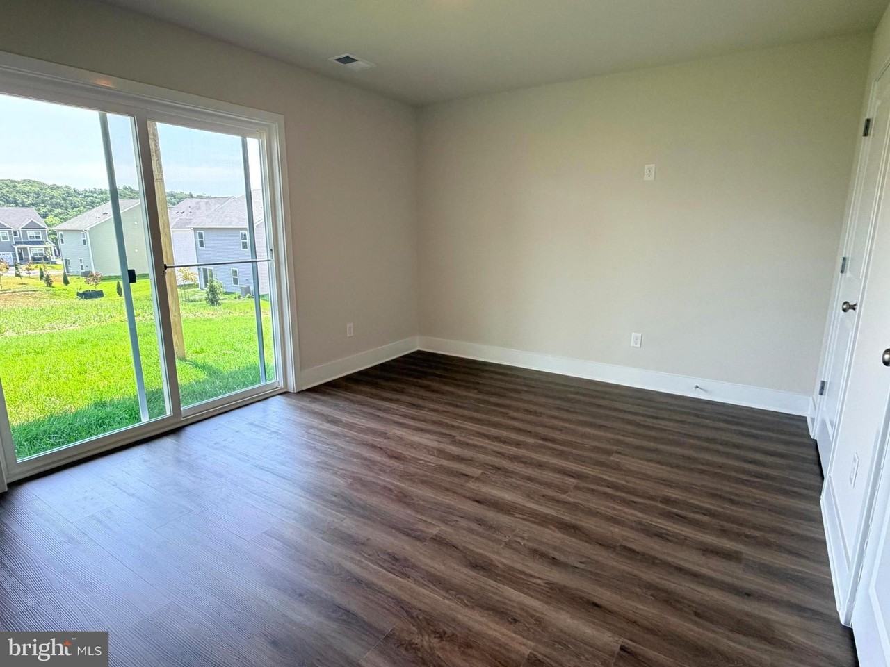 170 Sioux Loop - Photo 3 of 26
