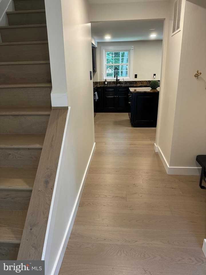 2289 Dosinia Ct - Photo 5 of 50