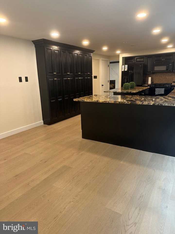 2289 Dosinia Ct - Photo 6 of 50