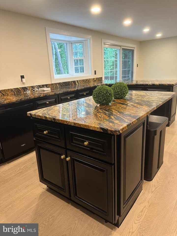 2289 Dosinia Ct - Photo 7 of 50