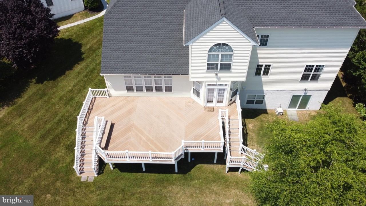 25783 Fenian Ct - Photo 3 of 50