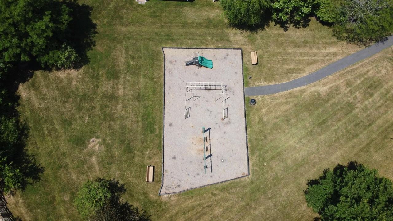25783 Fenian Ct - Photo 5 of 50