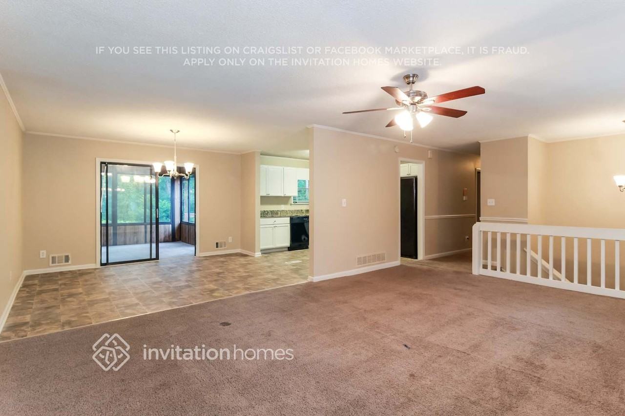 3968 Valley Brook Rd - Photo 2 of 19
