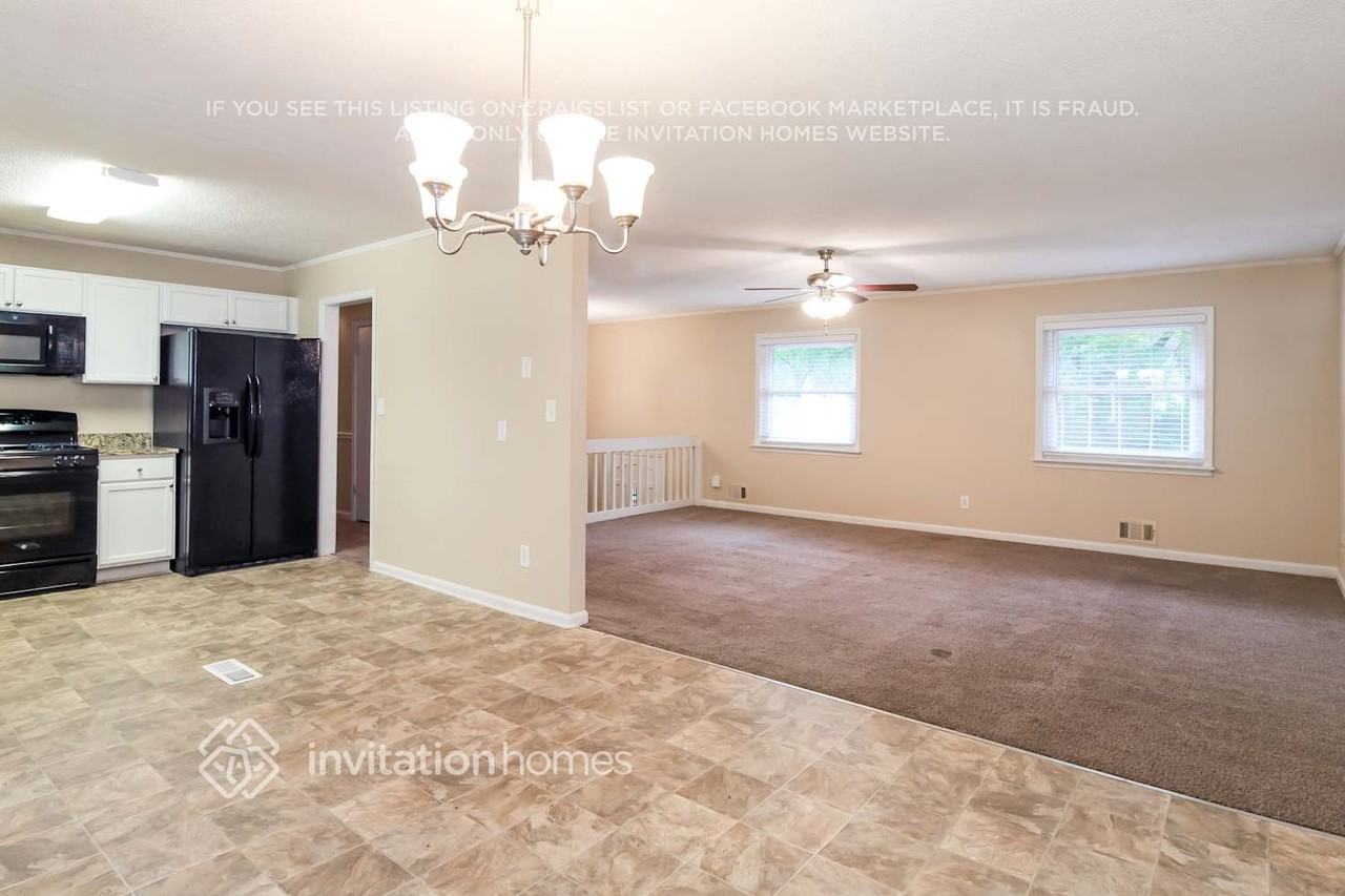 3968 Valley Brook Rd - Photo 3 of 19