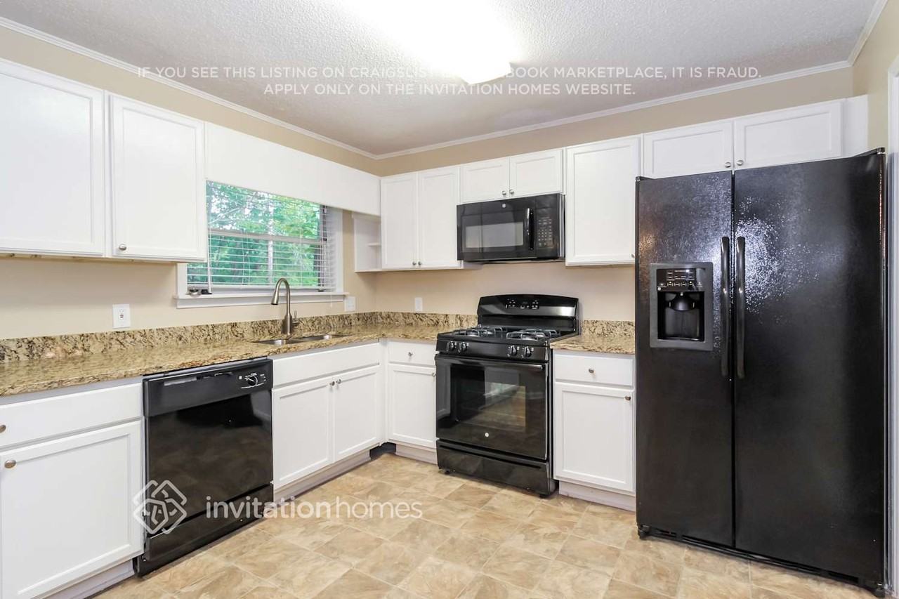 3968 Valley Brook Rd - Photo 4 of 19
