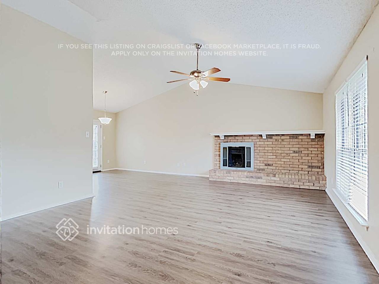 503 Thorn Wood Dr - Photo 3 of 12