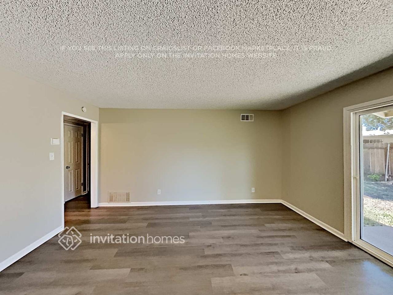 2501 Cordova Ln - Photo 4 of 15