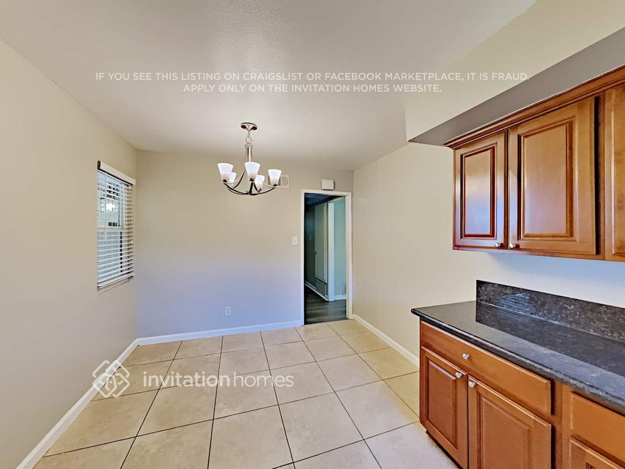 2501 Cordova Ln - Photo 5 of 15