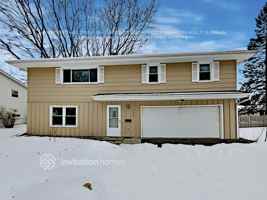 featured image of 8427 Northern Dr