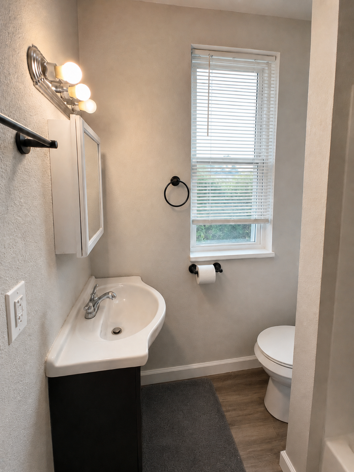 525 Farnsworth St #525 - Photo 4 of 6