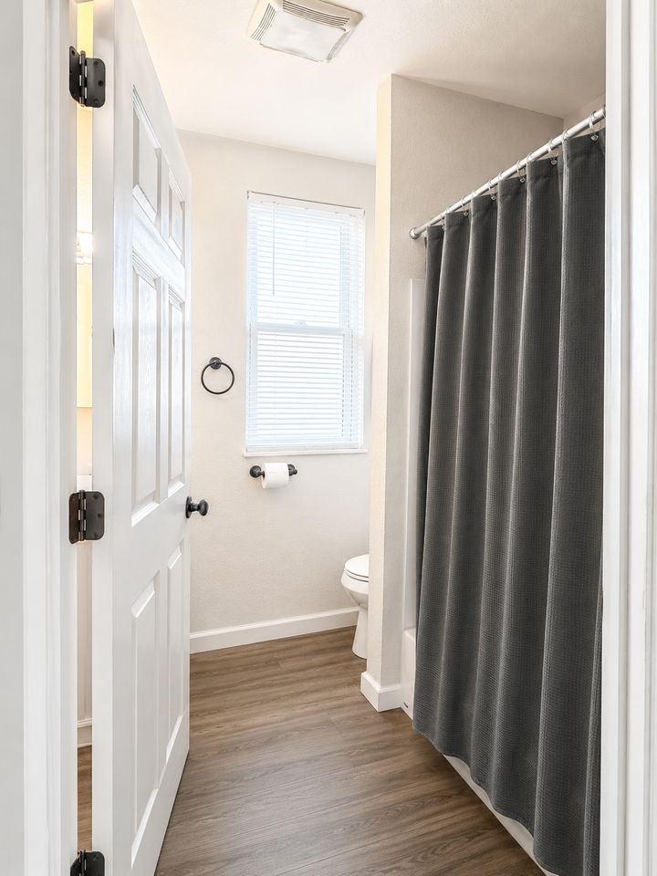525 Farnsworth St #525 - Photo 5 of 6