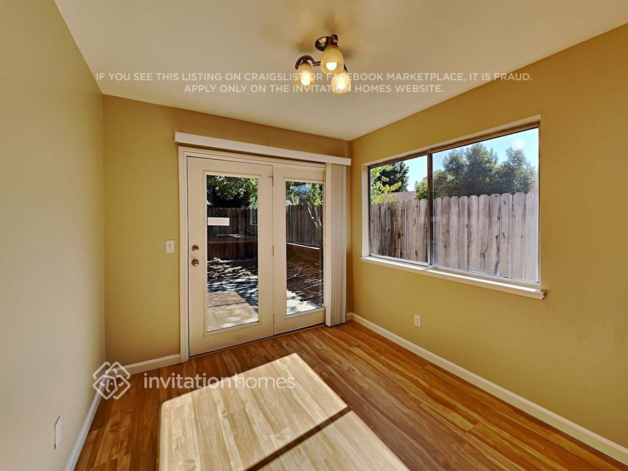 137 Catalpa Ln - Photo 4 of 10