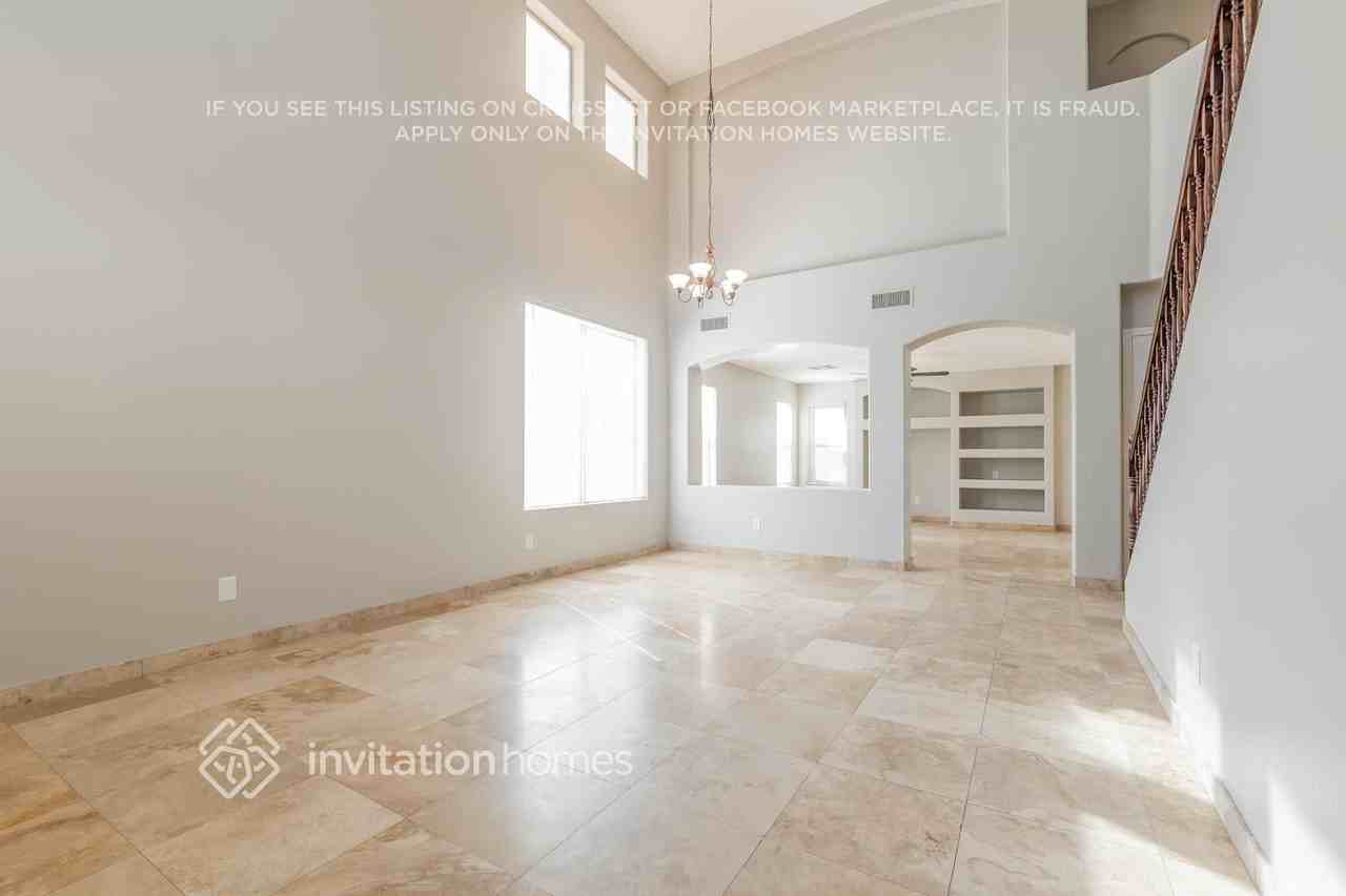 6521 W Yellow Bird Ln - Photo 2 of 15