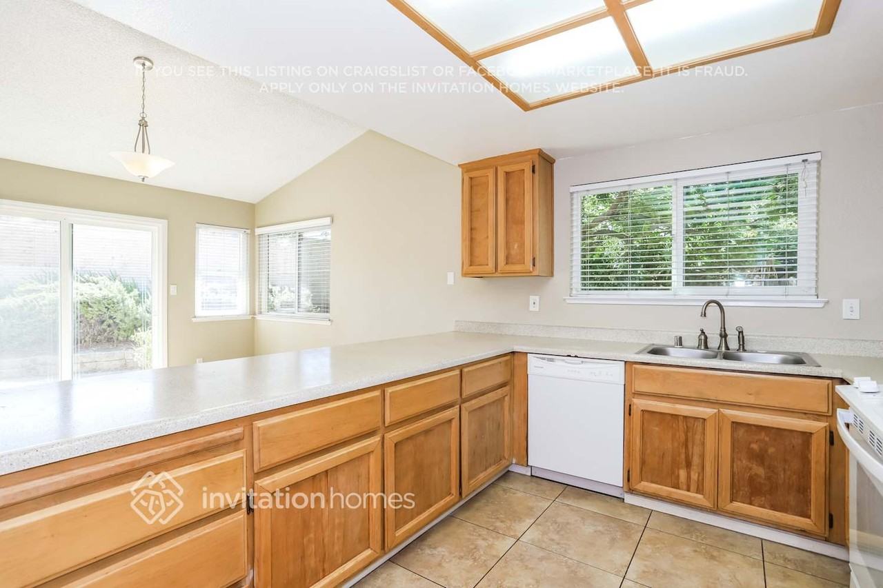 4913 Adorn Ct - Photo 7 of 16