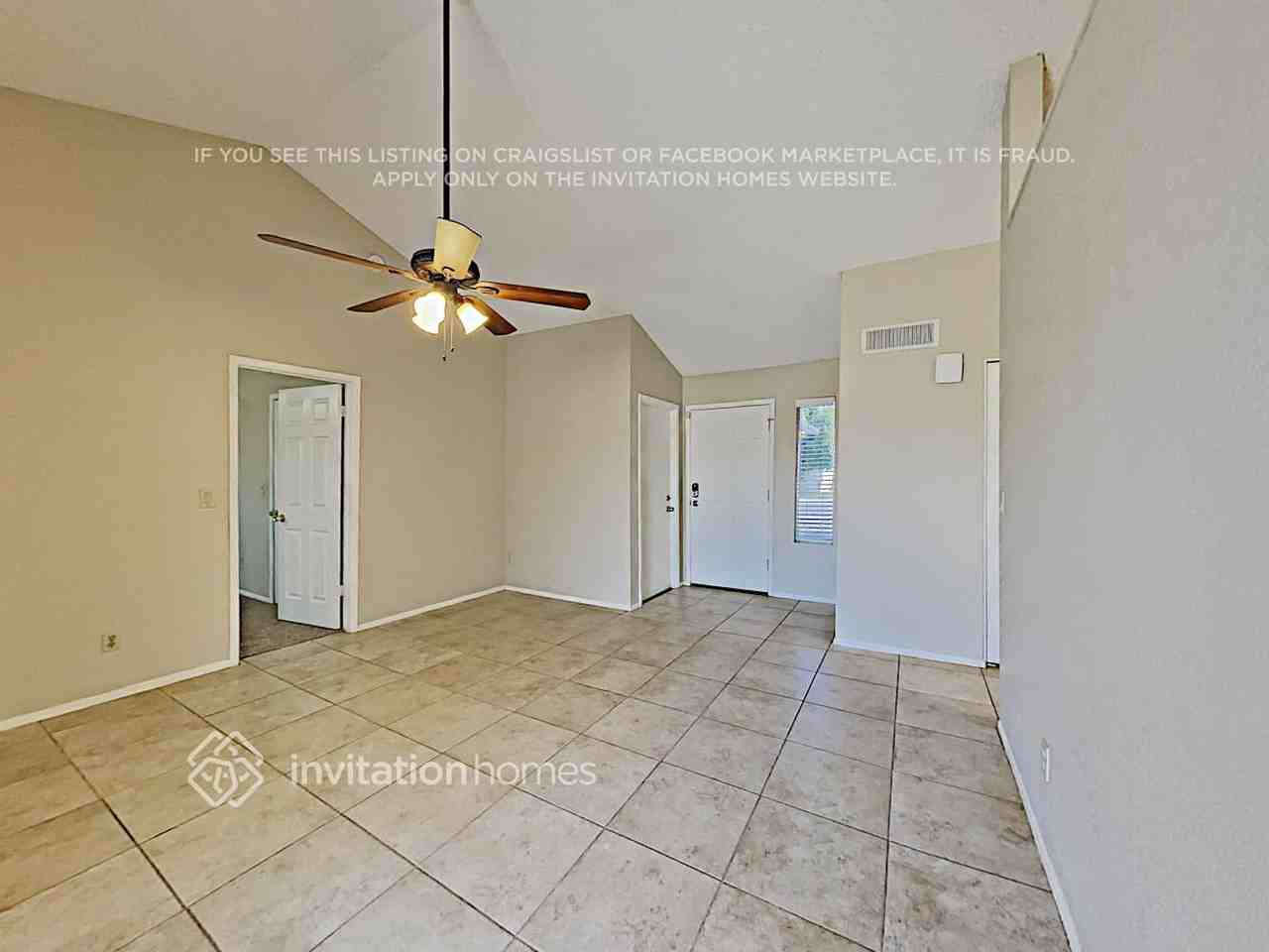 13020 N 55th Dr - Photo 3 of 17