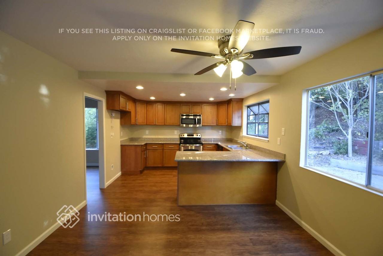 197 Easson Ct - Photo 3 of 10