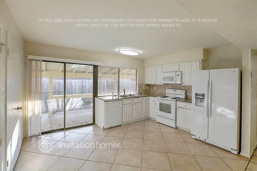 4121 Staghorn Cir S - Photo 6 of 17