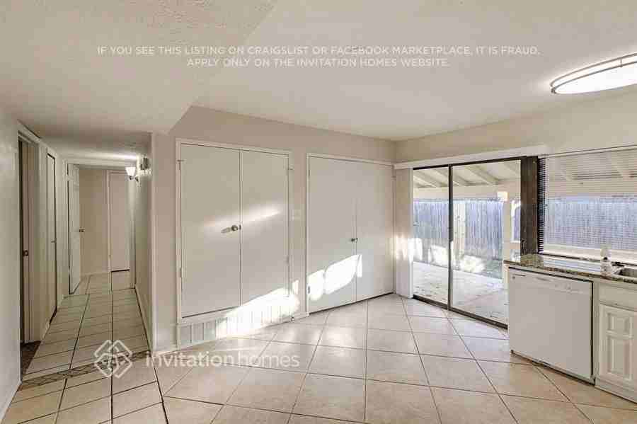 4121 Staghorn Cir S - Photo 7 of 17