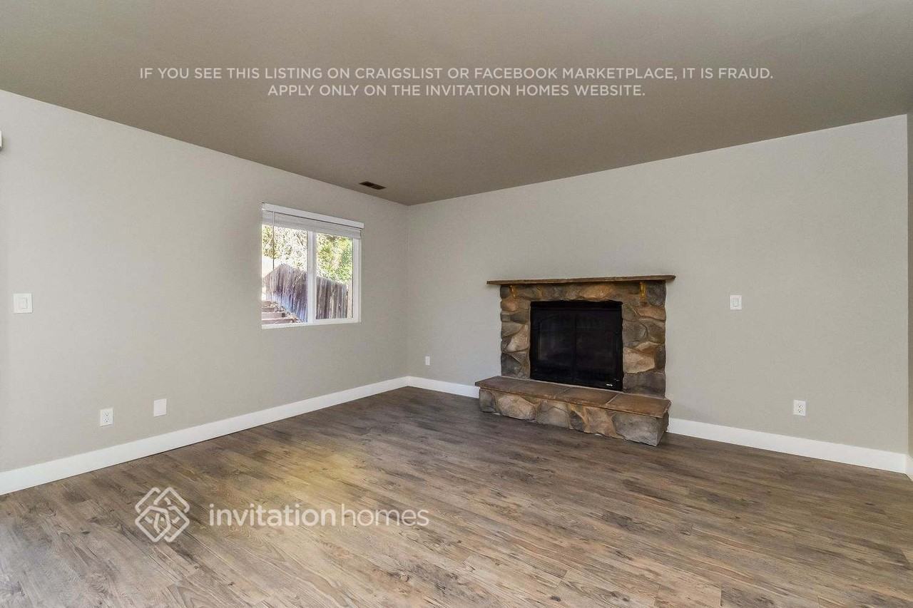 6580 Northwind Dr - Photo 6 of 19