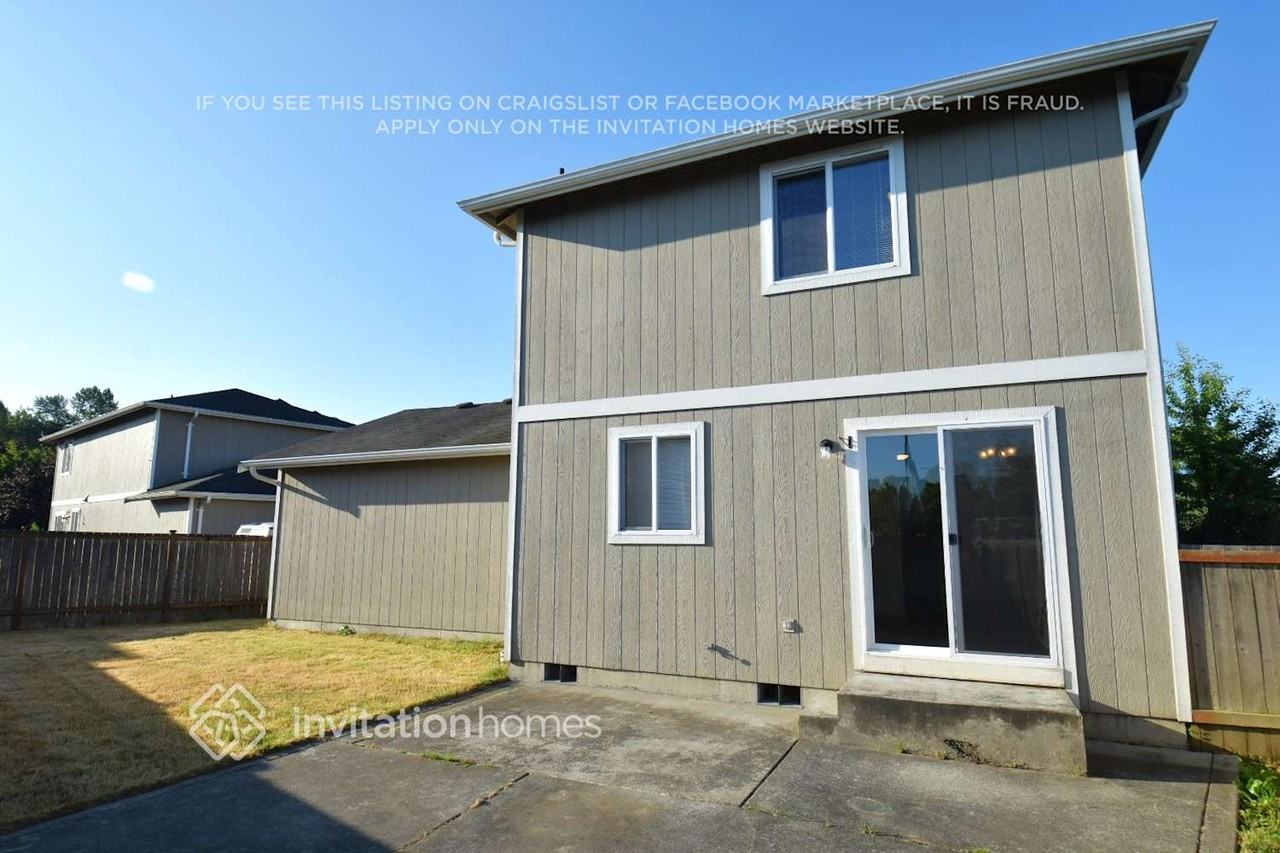 1022 85th Dr Ne - Photo 3 of 5