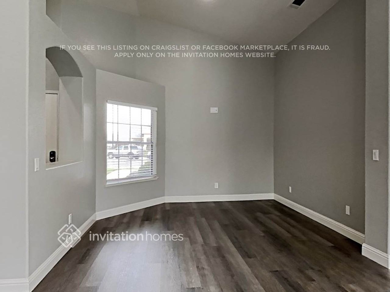 1182 Park Heights Dr - Photo 3 of 19