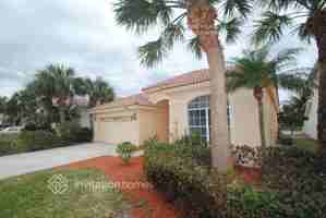 featured image of 7774 Hoffy Cir