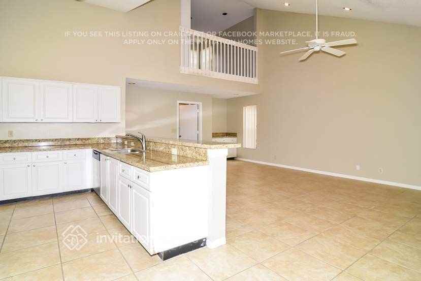 5215 Nw 51st Ct - Photo 6 of 16