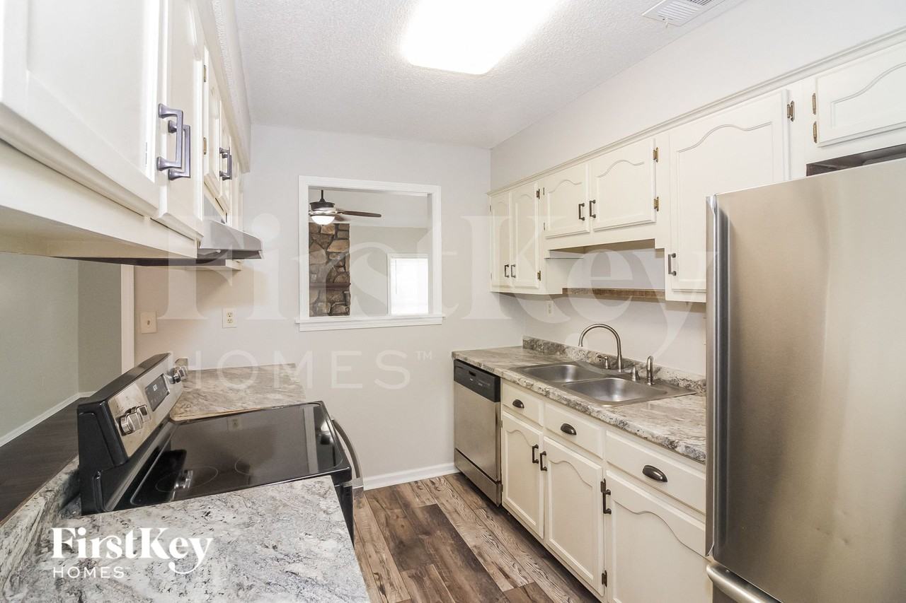7134 Markim Dr - Photo 6 of 14