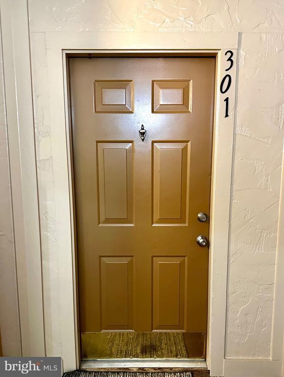 5958 Founders Hill Dr ##301 - Photo 3 of 32