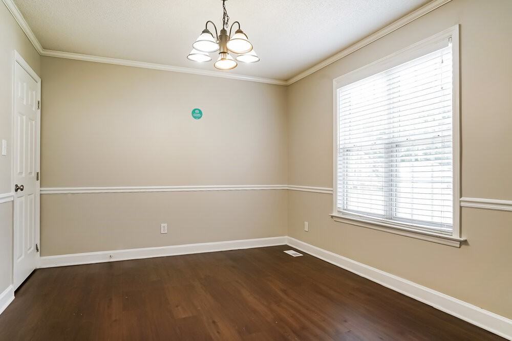 102 Westwood Pl - Photo 6 of 17