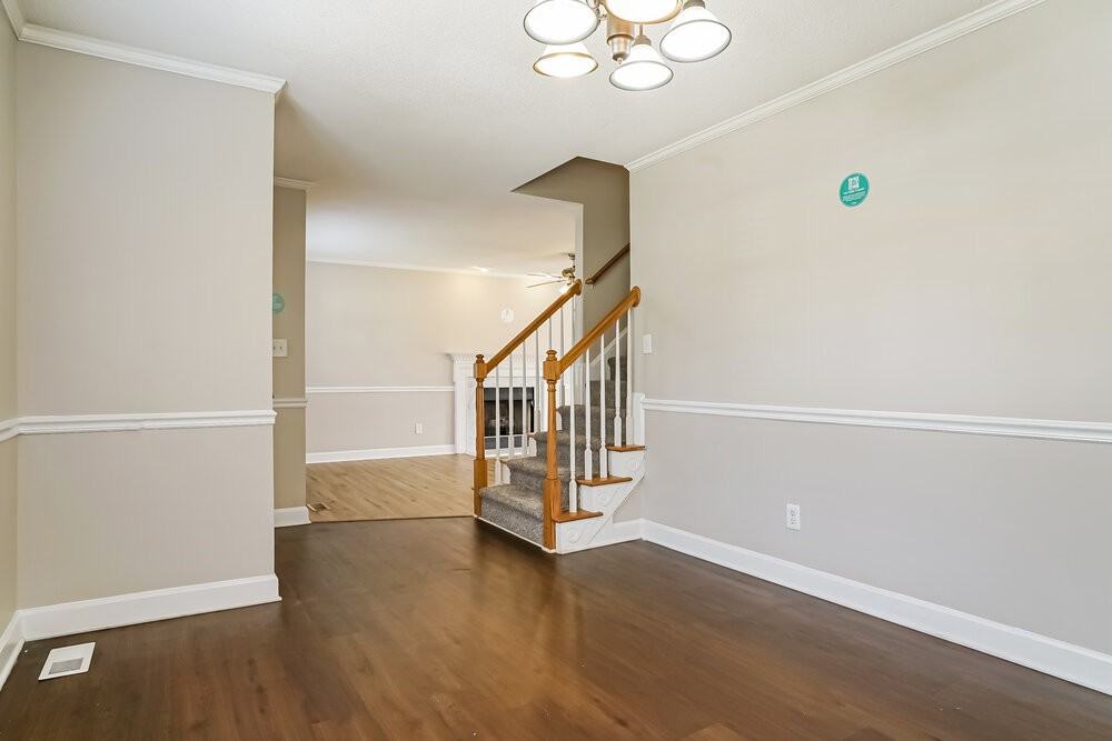 102 Westwood Pl - Photo 7 of 17