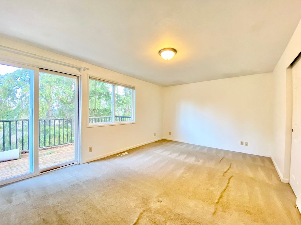 1524 172nd Pl Ne - Photo 7 of 17