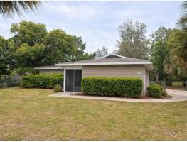 featured image of 497 Lake Rd