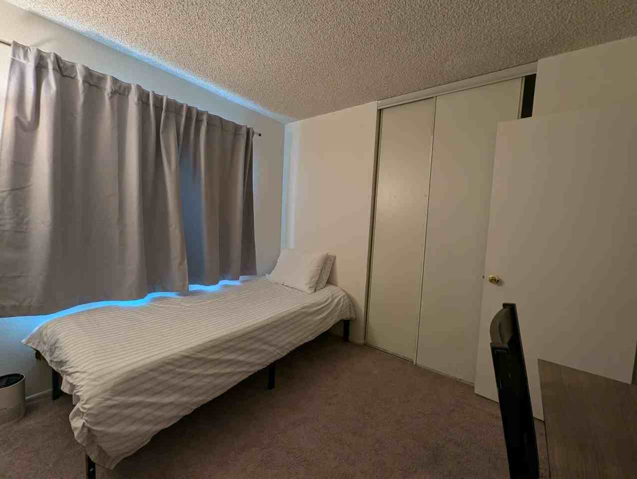 6850 Windward St - Photo 2 of 3