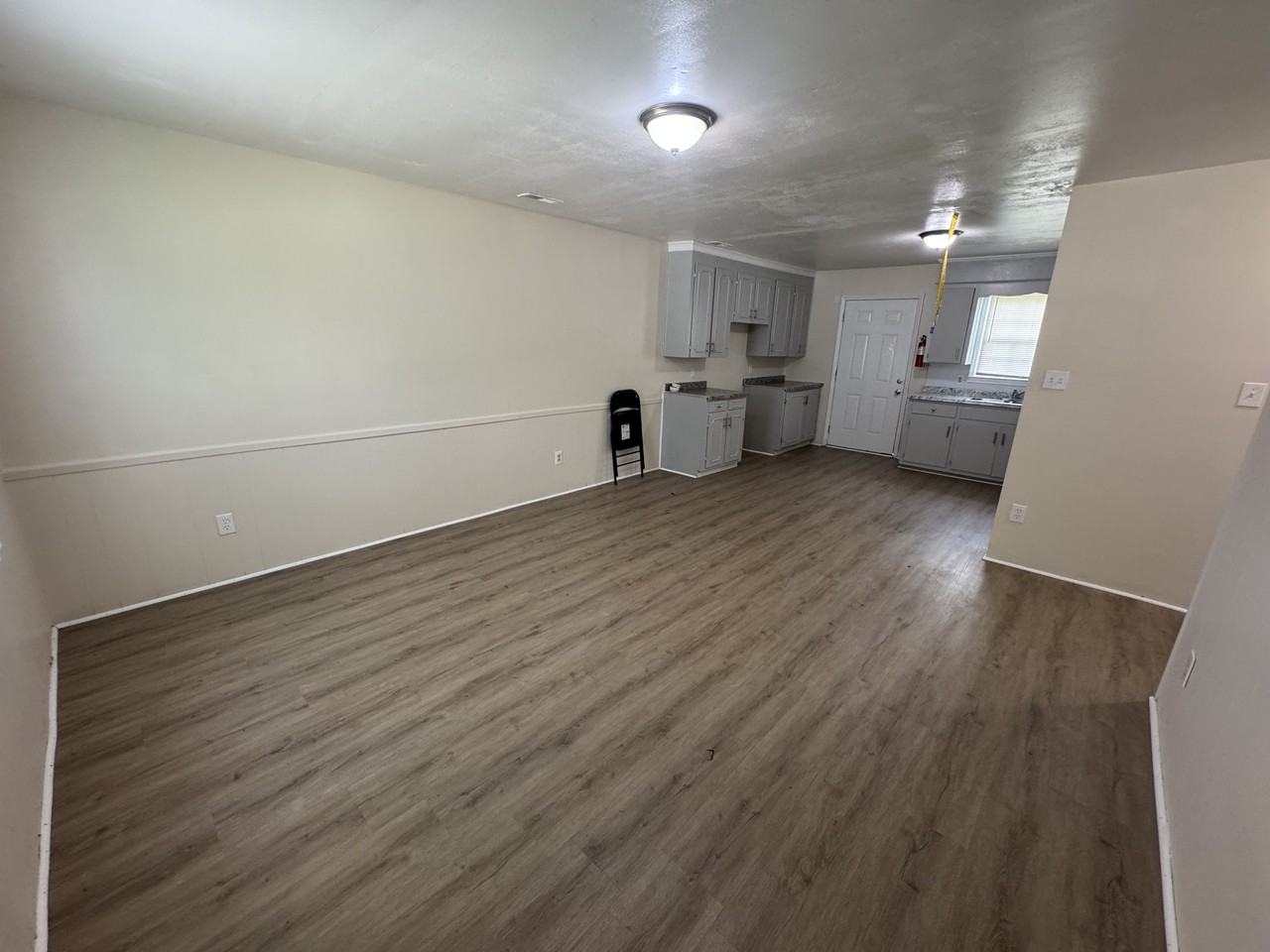 2830 Lynwood Dr #B - Photo 2 of 12