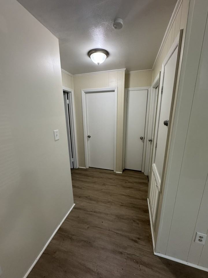 2830 Lynwood Dr #B - Photo 6 of 12