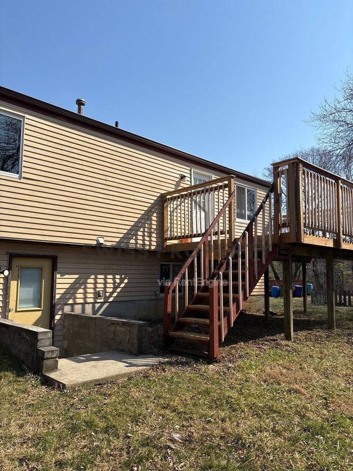 3770 Zephyr Pl - Photo 2 of 10