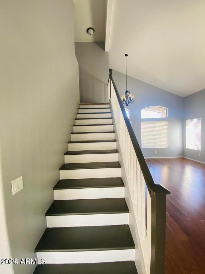 7203 W Irma Ln - Photo 5 of 32