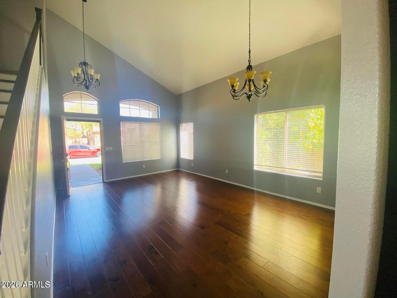7203 W Irma Ln - Photo 6 of 32