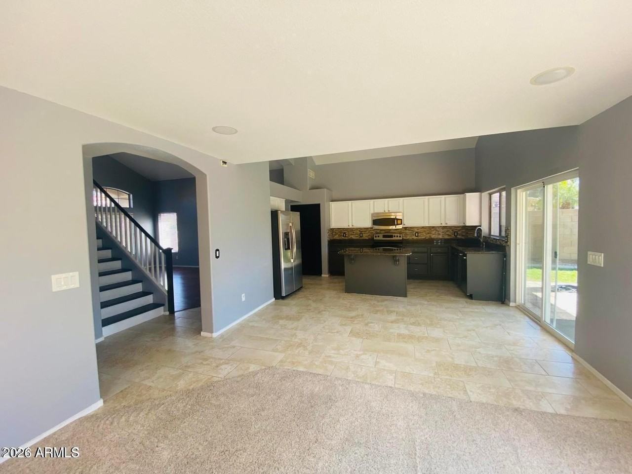 7203 W Irma Ln - Photo 7 of 32